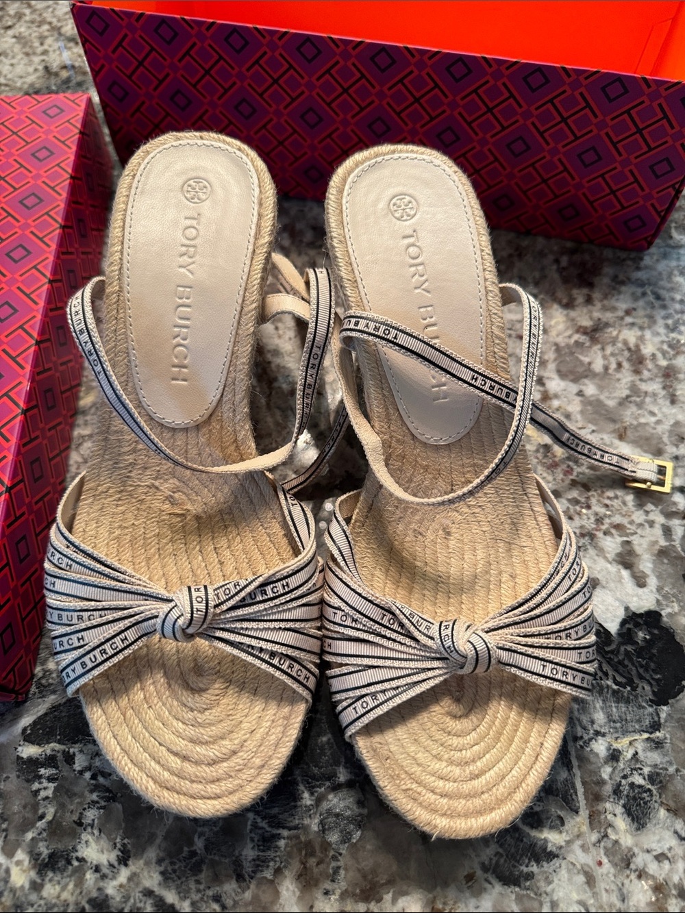 Like New Tory Burch Cream & Black Ribbon Wedge Espadrille Sandal size 8